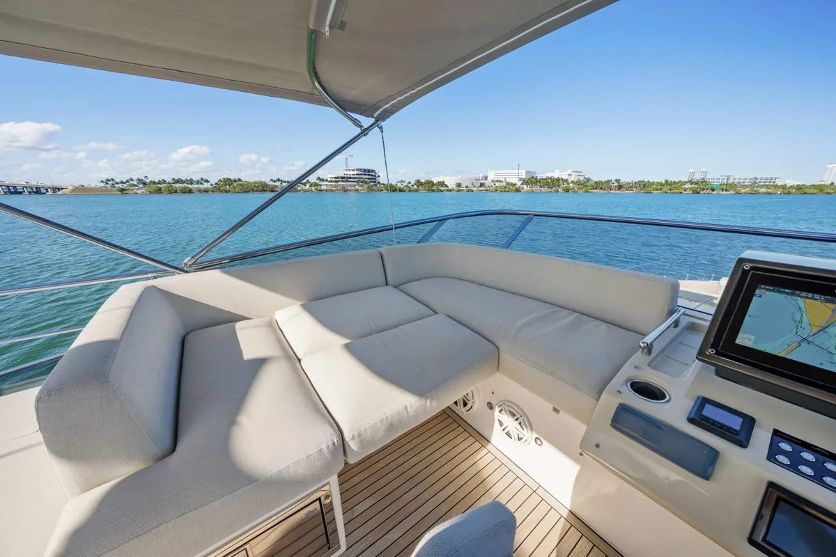 Azimut S7