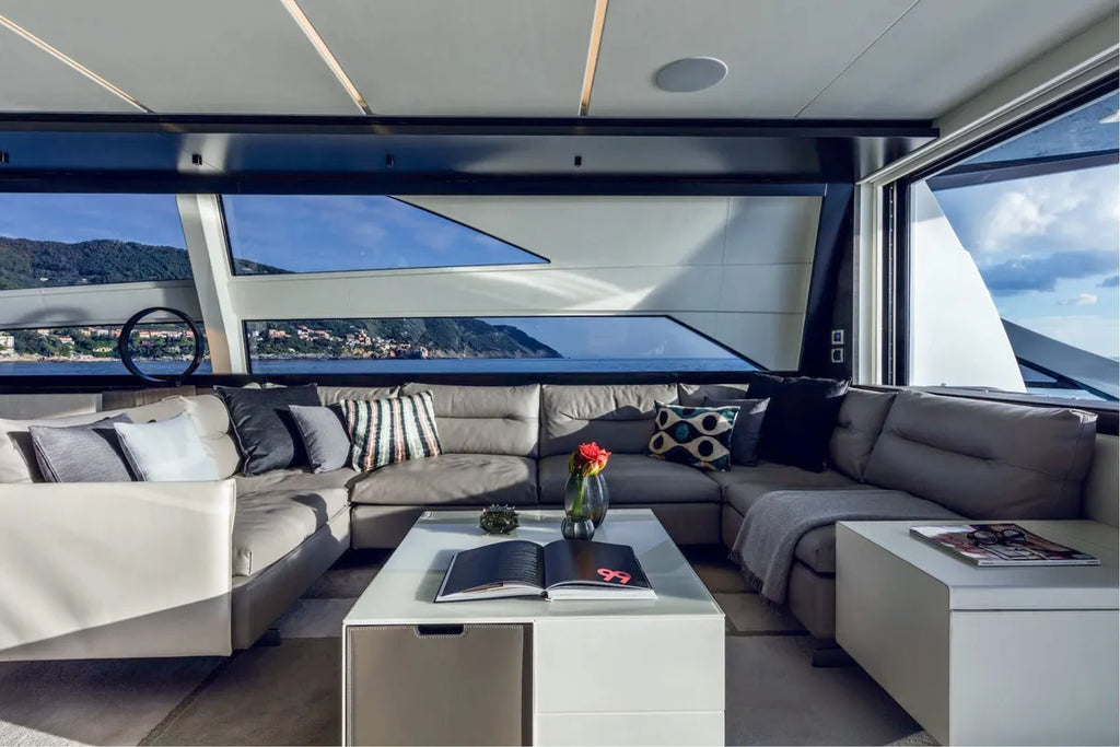 Pershing 8X